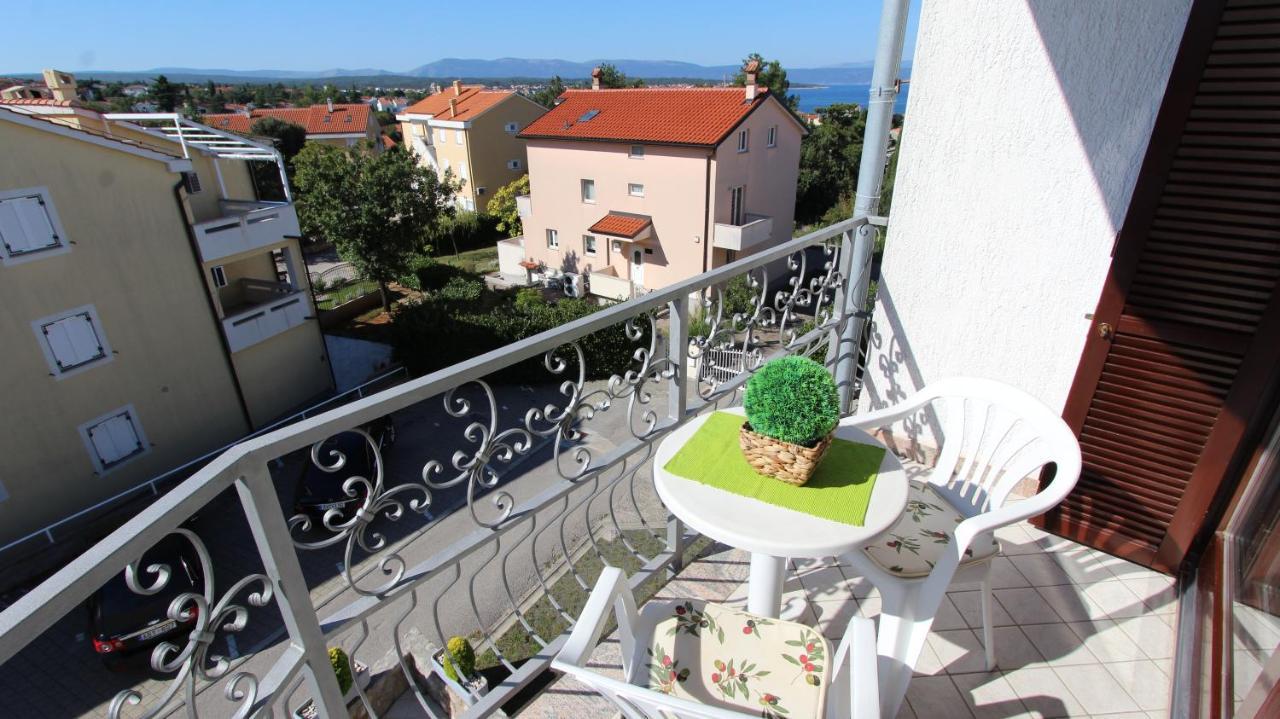 Apartmani Totic Malinska Exteriér fotografie