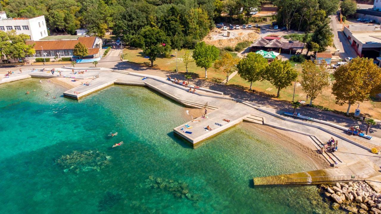Apartmani Totic Malinska Exteriér fotografie