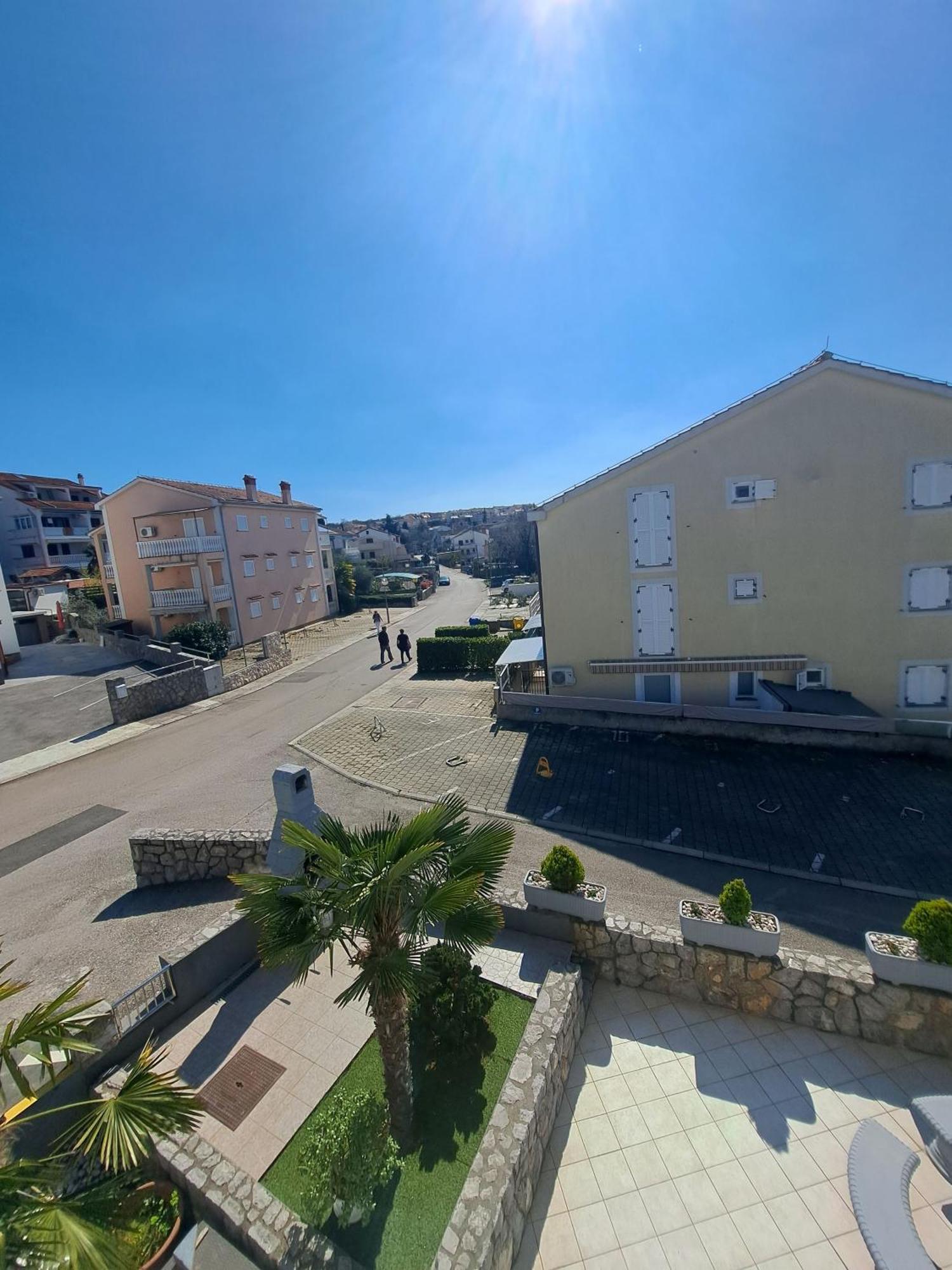 Apartmani Totic Malinska Exteriér fotografie