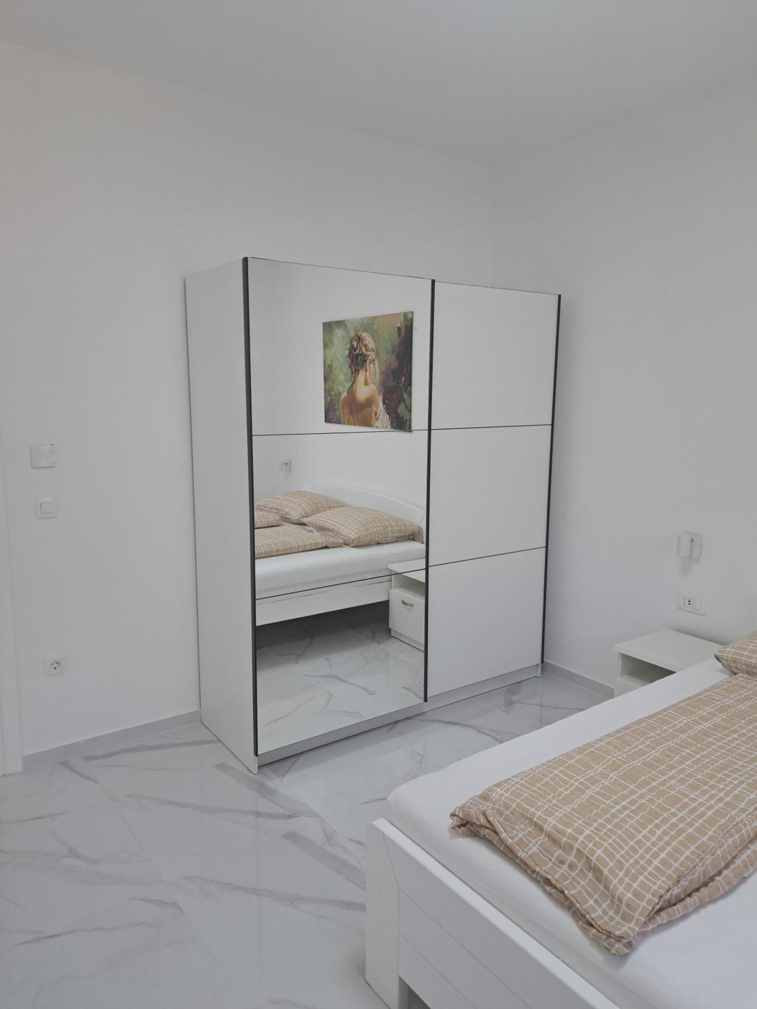 Apartmani Totic Malinska Exteriér fotografie